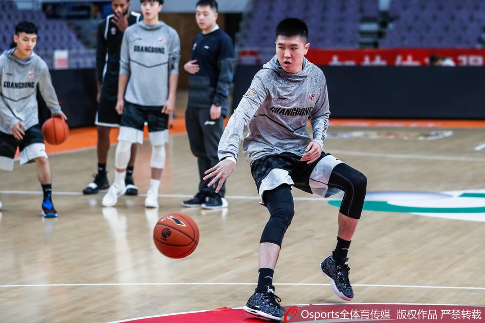 广东男篮训练备战
