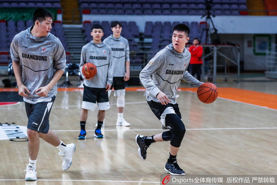 广东男篮训练备战