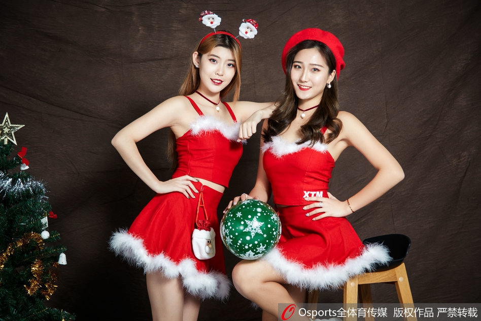 篮球宝贝圣诞写真甜美俏皮