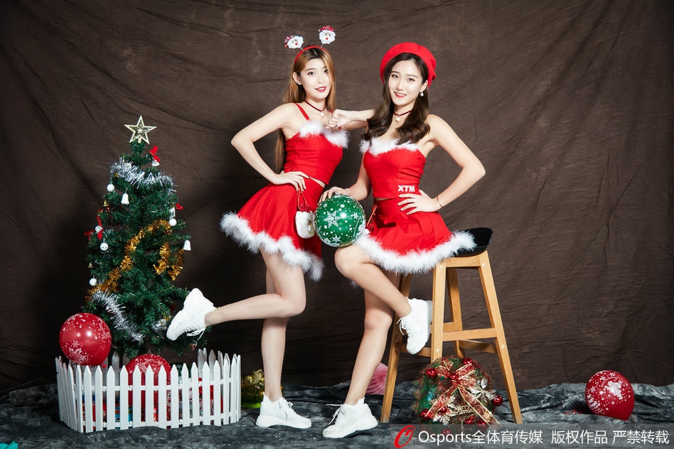 篮球宝贝圣诞写真甜美俏皮