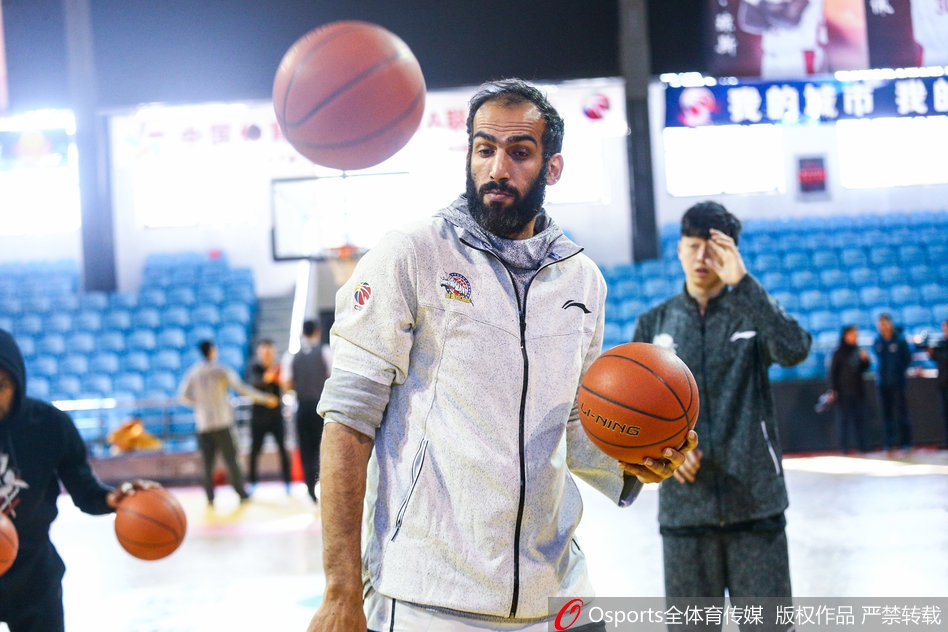 新疆男篮训练备战