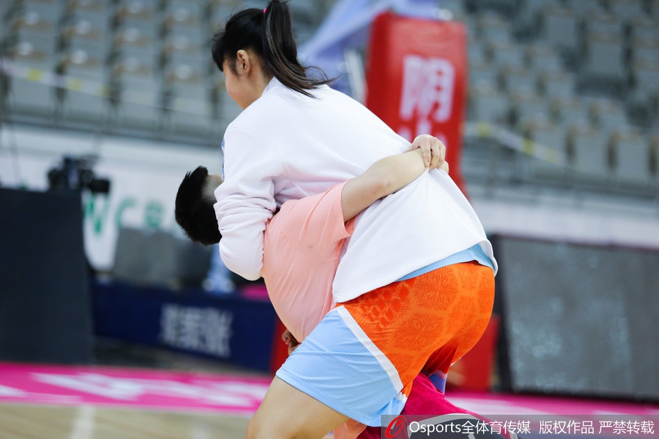 WCBA全明星赛备战欢乐多