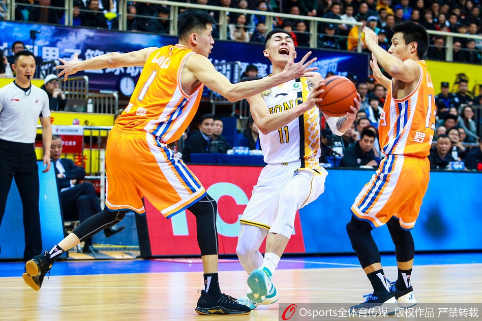 CBA第40轮:广厦127-110上海