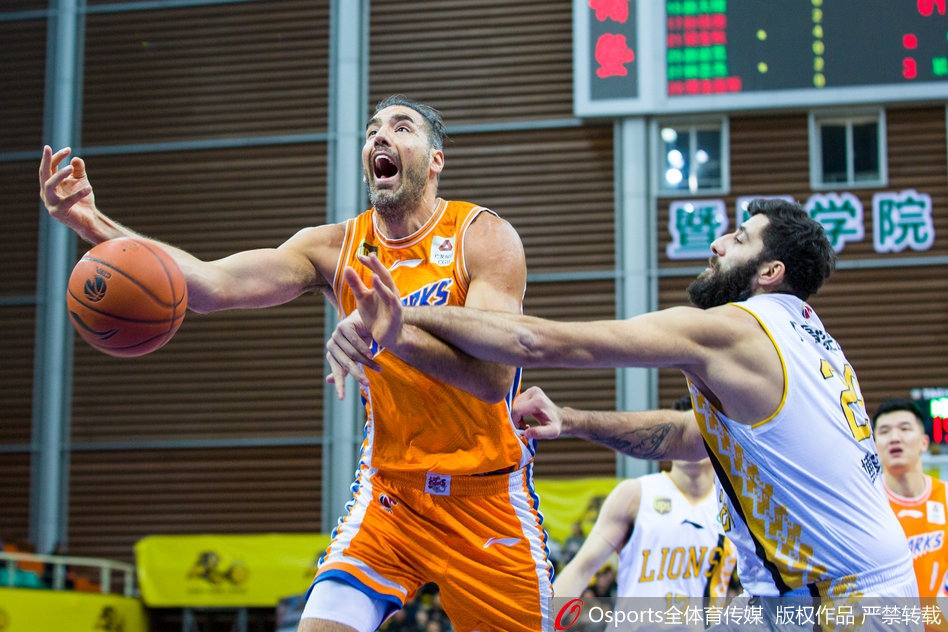 CBA第40轮:广厦127-110上海