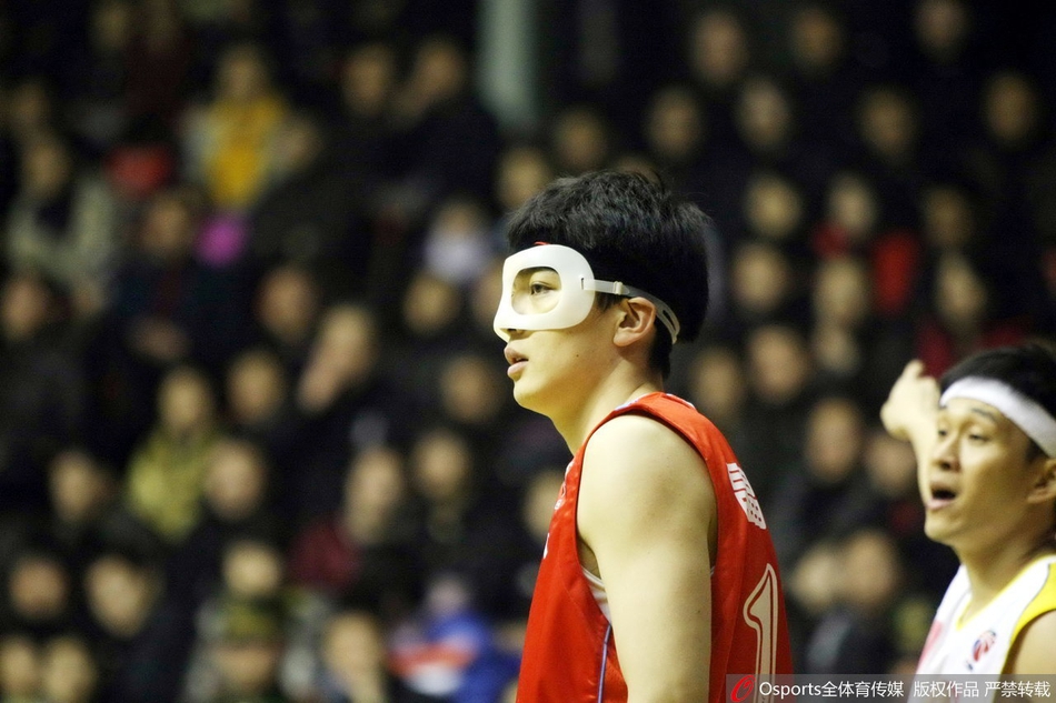 辽宁队确认杨鸣结束15年职业生涯 回顾杨鸣生涯精彩瞬间