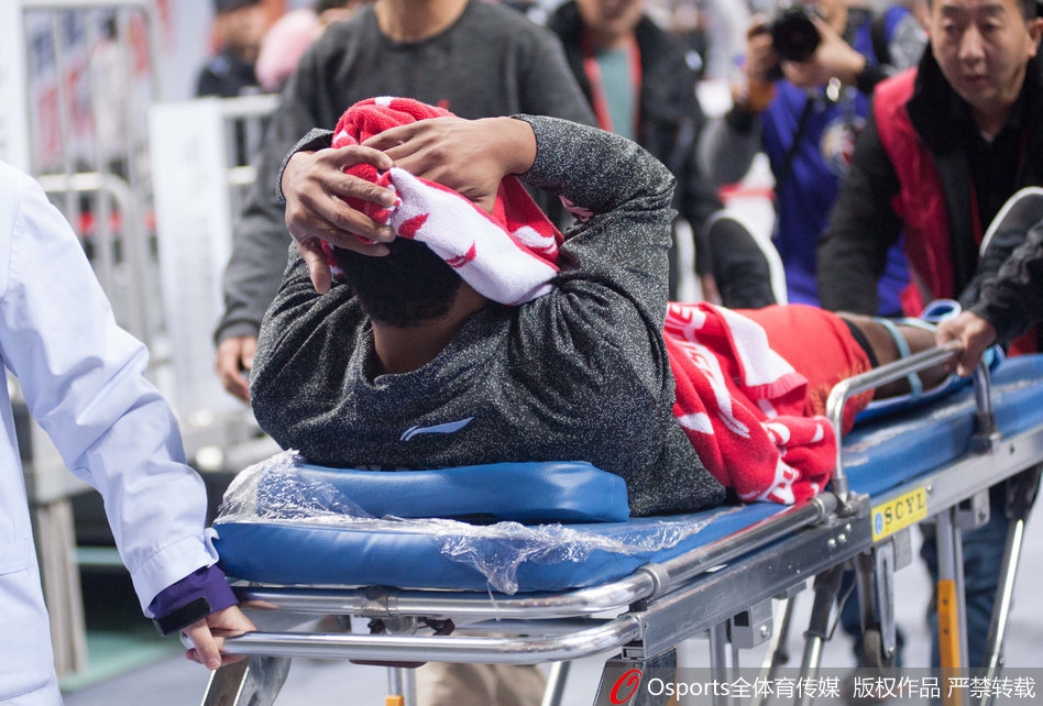 山东外援重伤送医院赛季报销