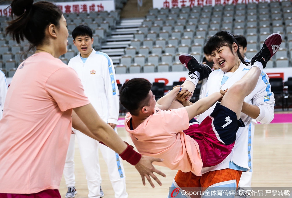 WCBA全明星赛备战欢乐多