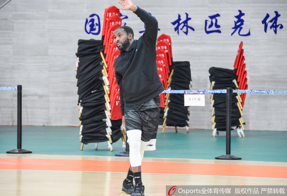 劳森回归山东首次合练