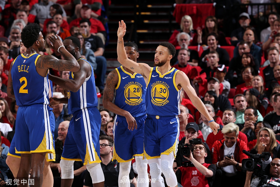 [高清组图]西部决赛G4勇士119-117开拓者