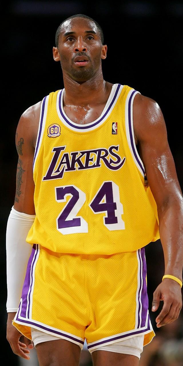 赶紧码住!球星精美酷炫壁纸送上!换上你的最爱吧!