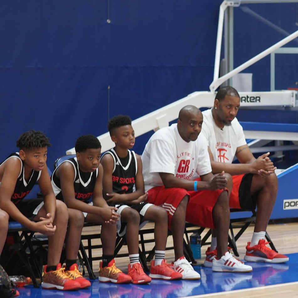 科指导vs麦教练!这对一生之敌换个场子又杠上了!