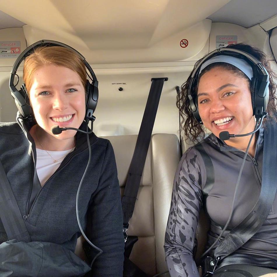 库里夫妇上演极光之恋！冰岛探险大秀恩爱！