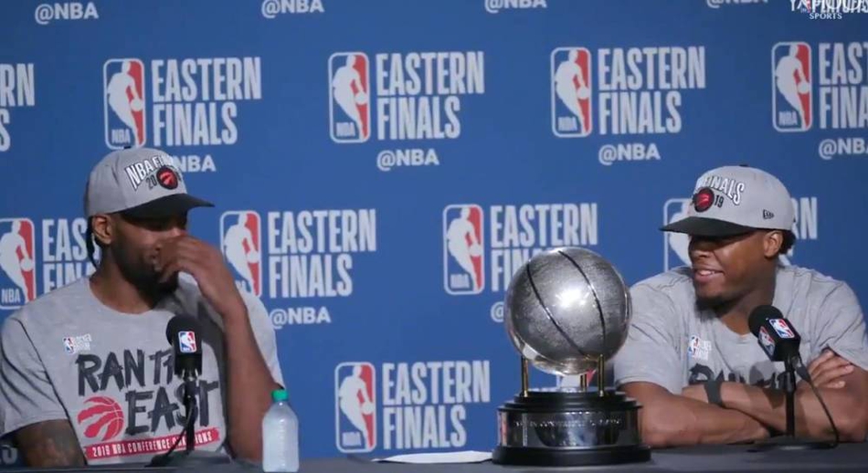 像极了爱情！被问猛龙为何能进总决赛，洛瑞一个举动把小卡逗笑了