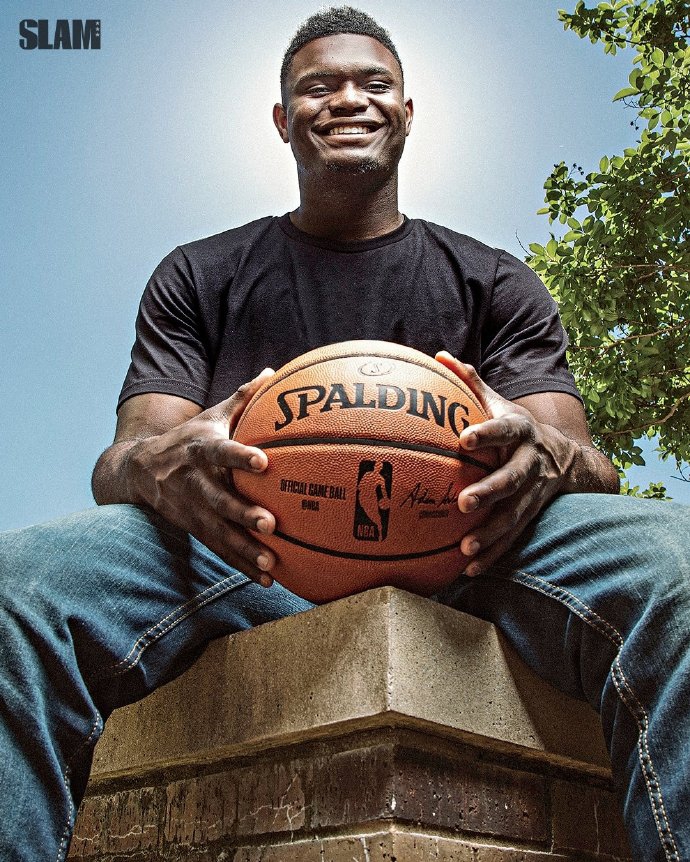 《SLAM》最新一期！准状元登上封面 他是下一个詹姆斯？