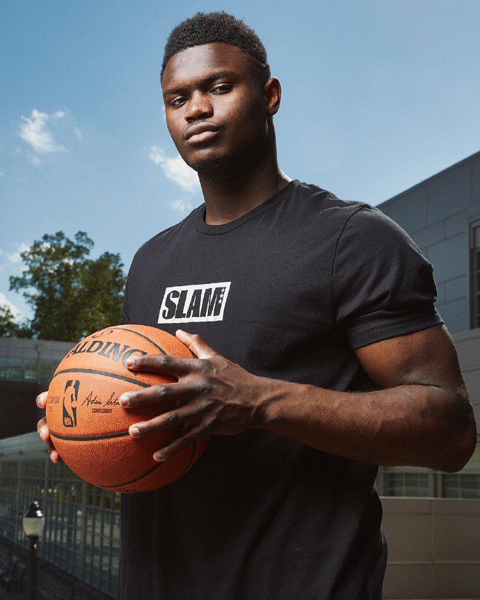 《SLAM》最新一期！准状元登上封面 他是下一个詹姆斯？