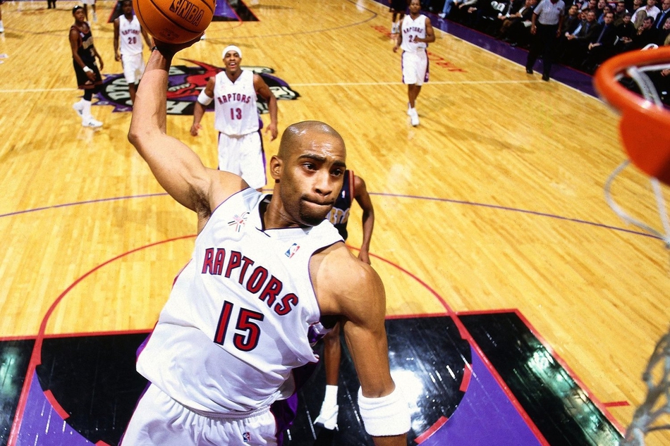 猛龙：-500 （下注500净赚100）