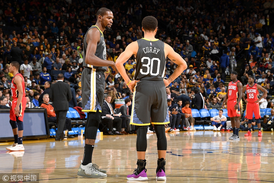 杜兰特和库里交流