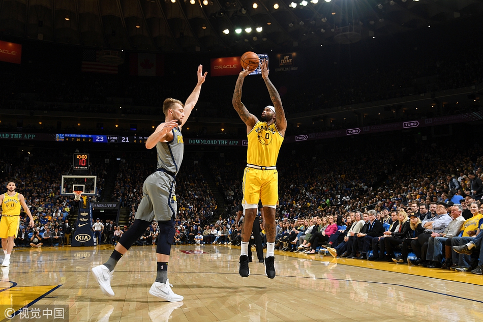 考辛斯VS小萨博尼斯