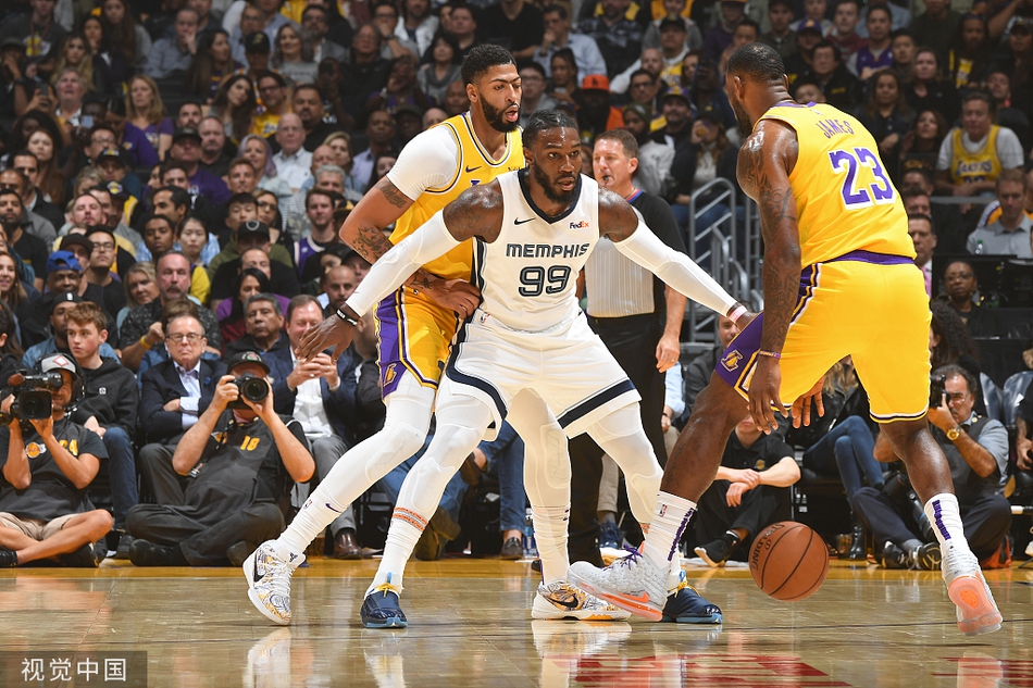 [NBA常规赛]灰熊91-120湖人