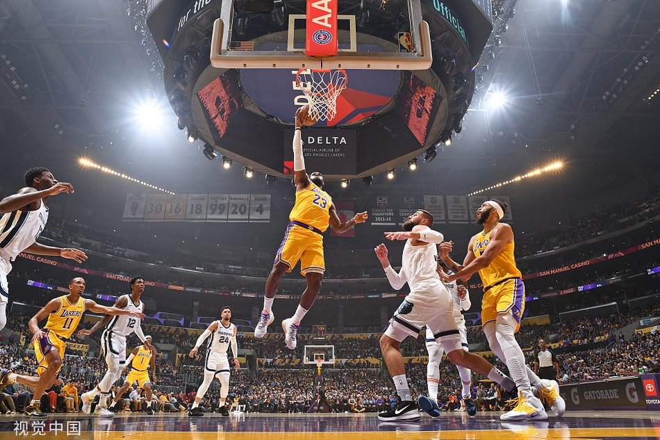 [NBA常规赛]灰熊91-120湖人