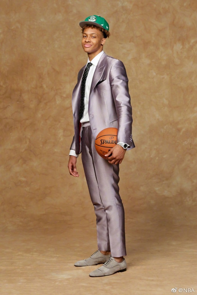 凯尔特人选的14号秀罗密欧-兰福德