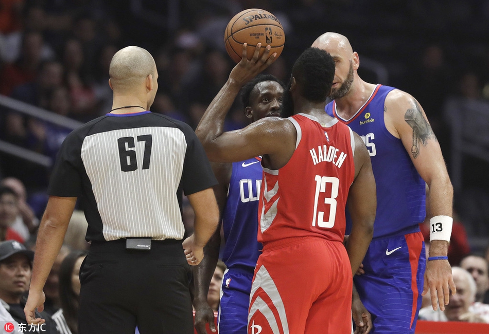 哈登贝弗利起冲突