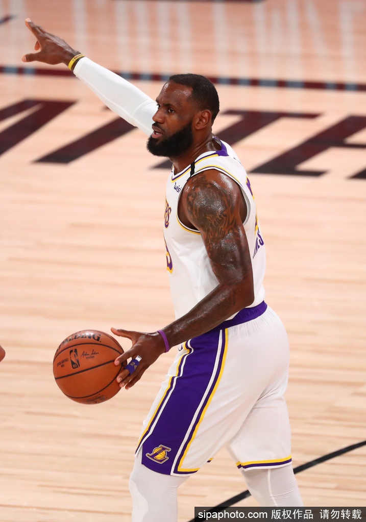 [NBA季后赛]湖人119-96火箭