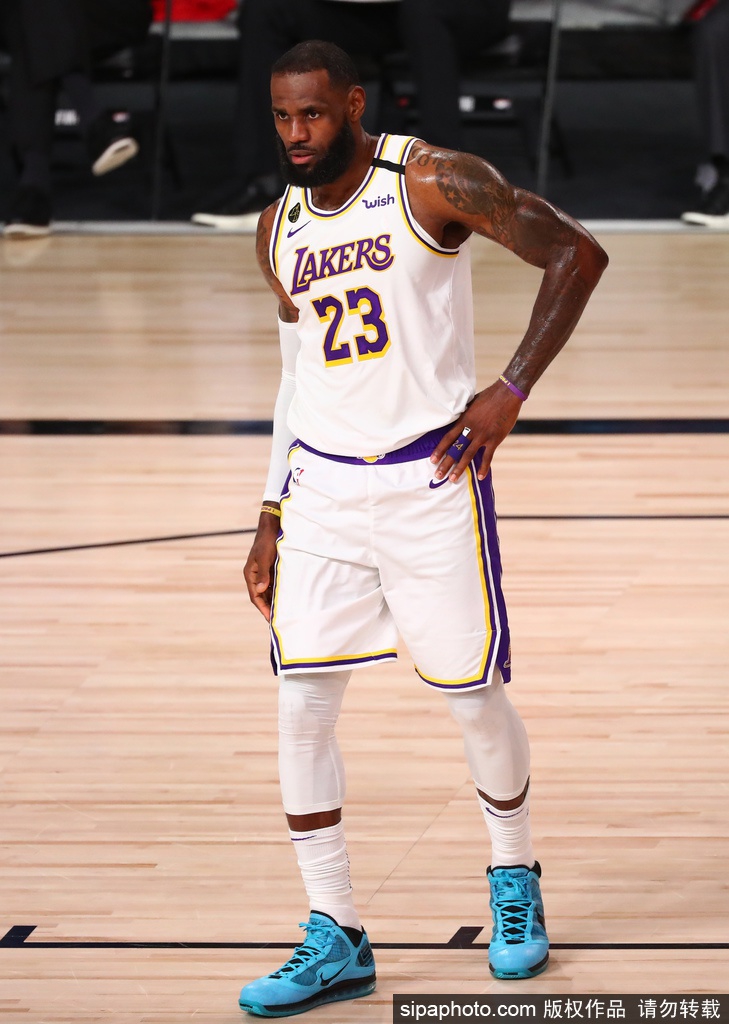 [NBA季后赛]湖人119-96火箭