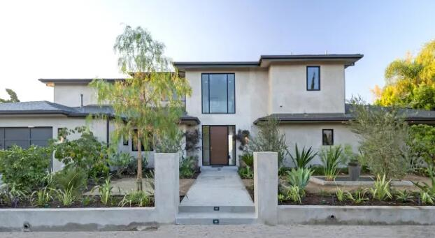 NBA球星的豪宅到底有多壕？内置篮球场是低配 阿伦泳池惊呆詹姆斯