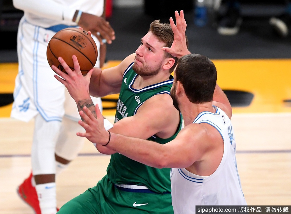 [NBA常规赛]独行侠115-138湖人