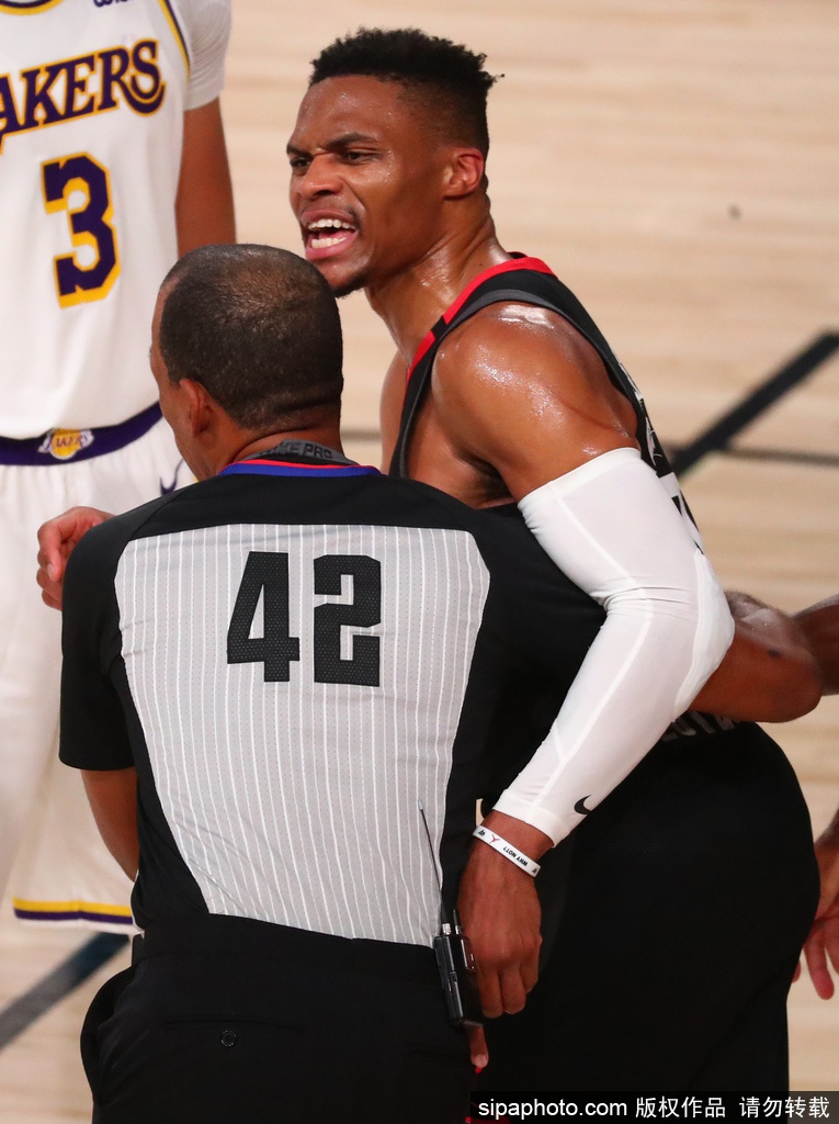 [NBA季后赛]湖人119-96火箭