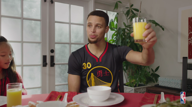 勇士的中文球衣