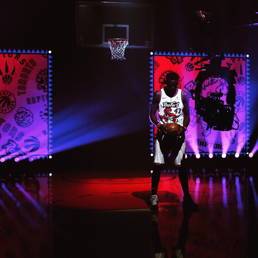 联盟第一家！卫冕冠军穿复古球衣拍定妆照 麦蒂卡特球迷馋哭了