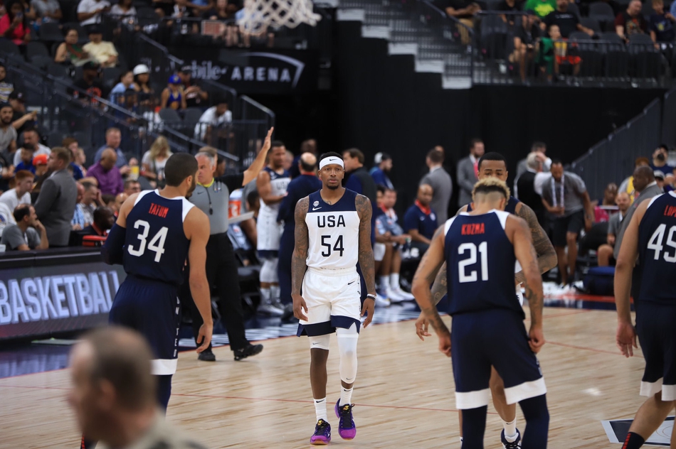 [高清组图]美国男篮队内热身赛 蓝队97-78白队