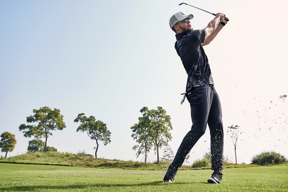 帅就完了！库里举办慈善高尔夫赛 联盟第一库吹前来捧场