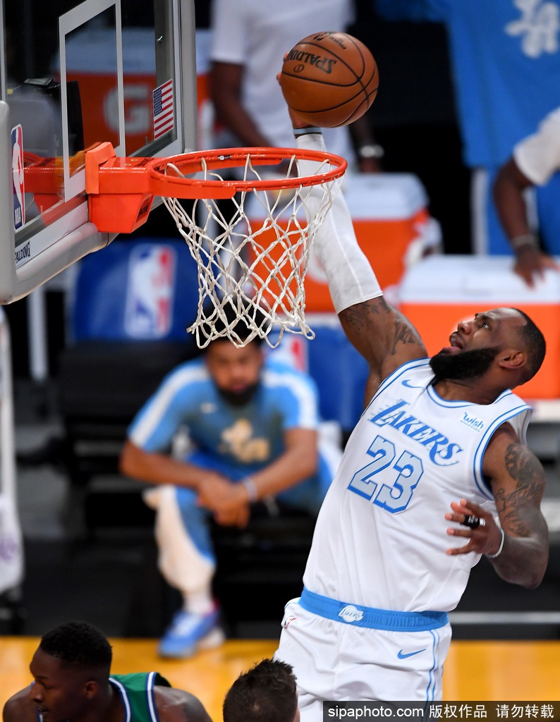 [NBA常规赛]独行侠115-138湖人