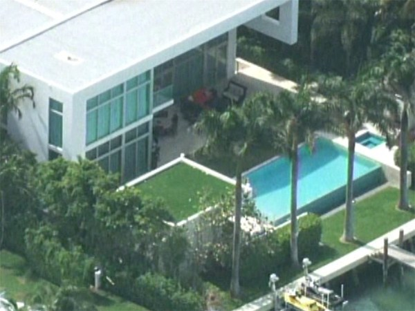 NBA球星的豪宅到底有多壕？内置篮球场是低配 阿伦泳池惊呆詹姆斯