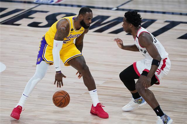 [NBA常规赛]湖人92-107猛龙