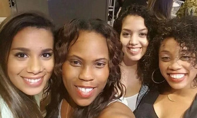 曝小卡和女友已秘密结婚！俩人迎来第2个孩子 姐姐发全家福又秒删