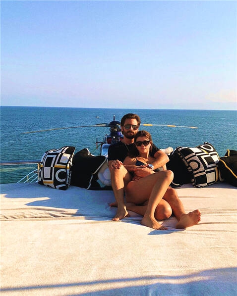 NBA场边的顶级星二代 御姐的身材萝莉的颜 19岁就跟卡戴珊抢男人