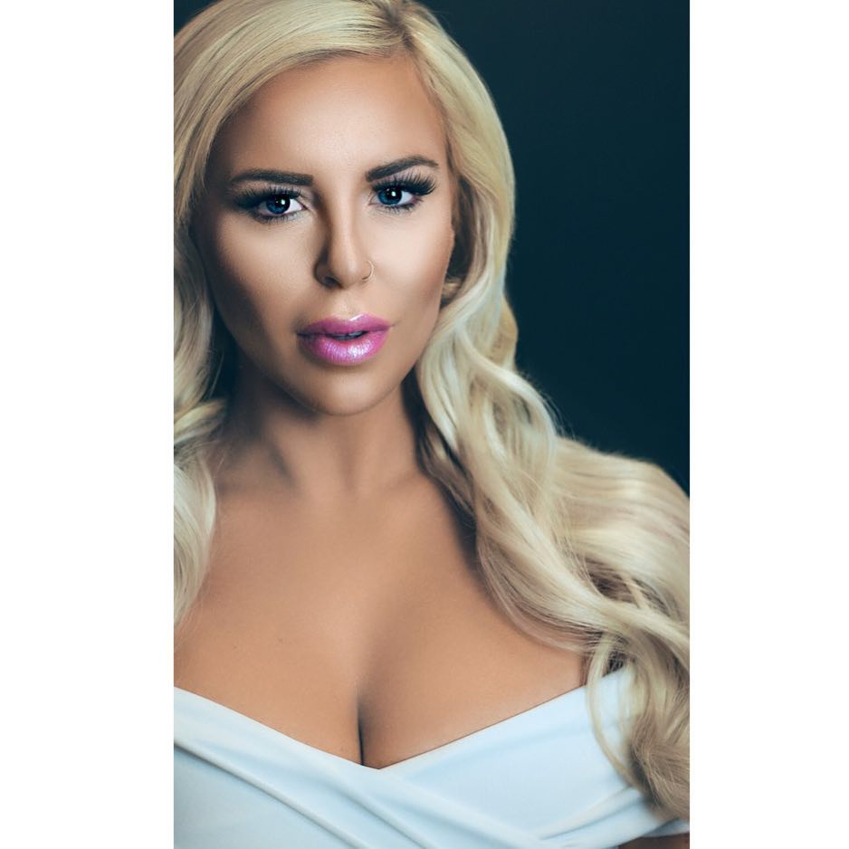 2米11巨汉爱上比自己还猛的金刚芭比！这身材真极品 打起来也真疼