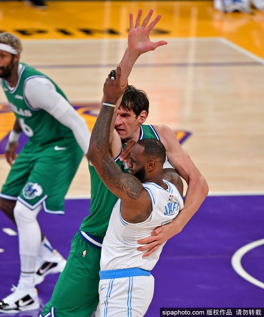 [NBA常规赛]独行侠115-138湖人