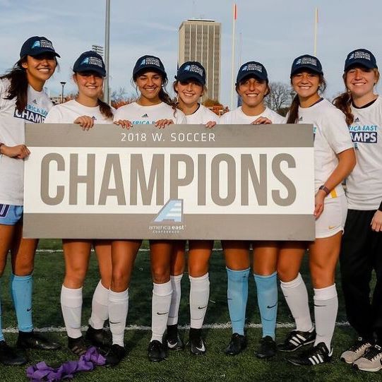 新秀赛第一潮男!高中就锁定女足队花 初恋脸大长腿还有绝美闺蜜团