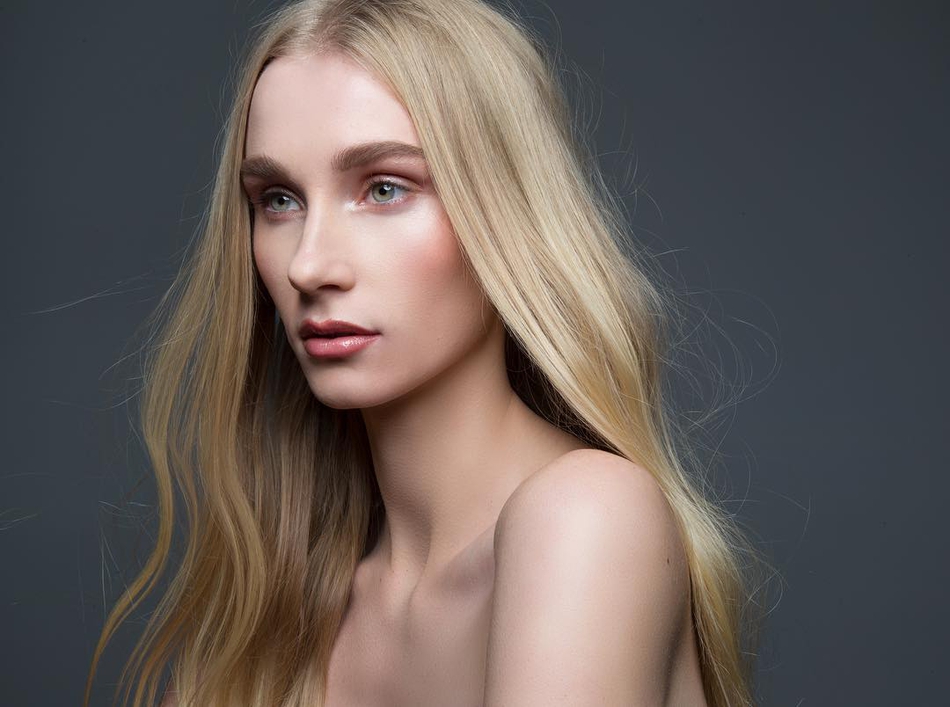 妹妹晒私照为NBA颜王庆生