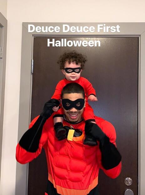 塔图姆和儿子cos超人总动员父子