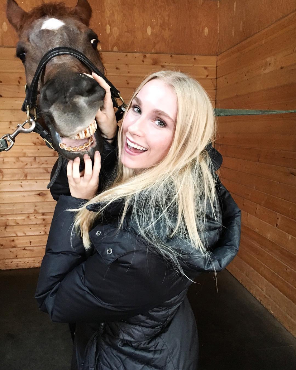 基因的力量太恐怖了！NBA颜王的妹妹这颜值身材什么水平？