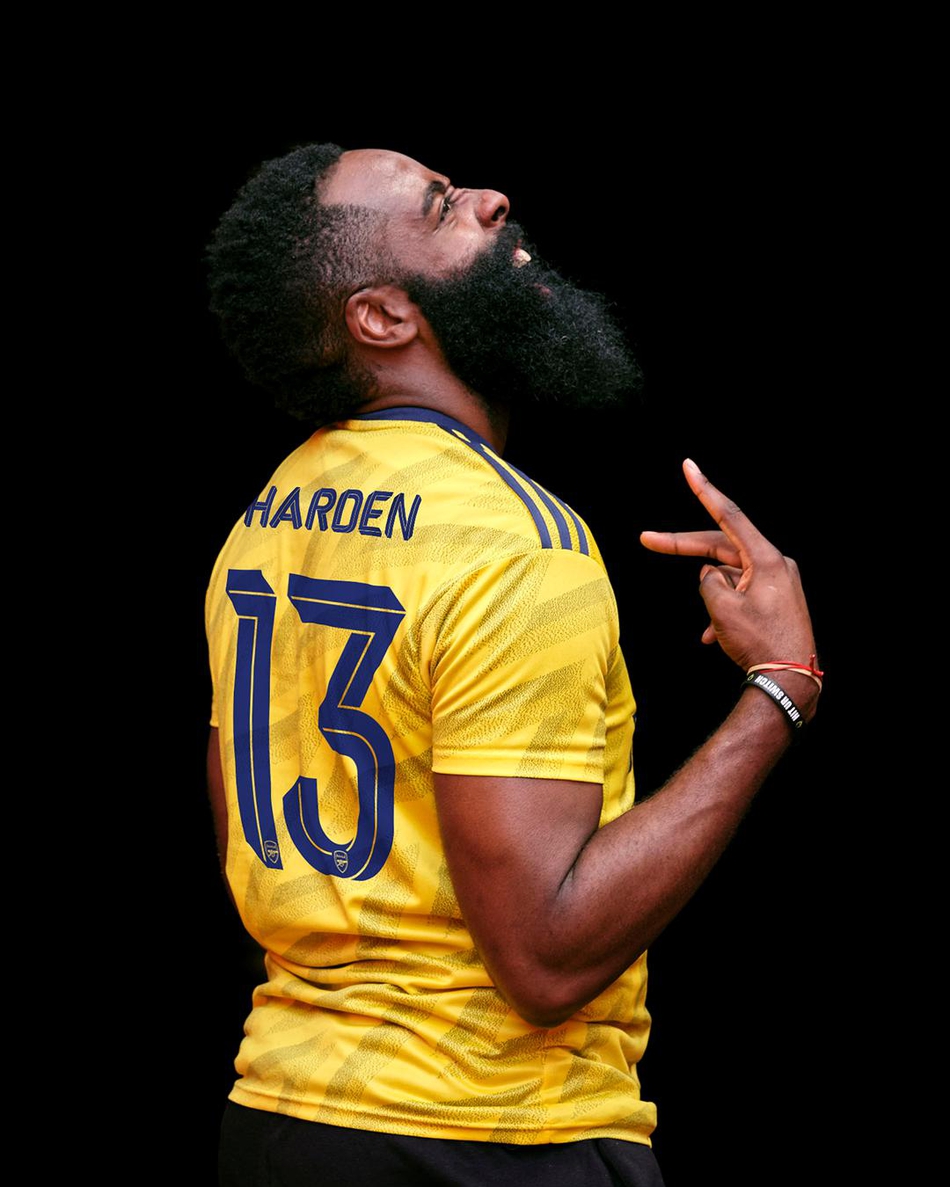 火箭官宣威少加盟 哈登却已经为其他球队拍摄定妆照