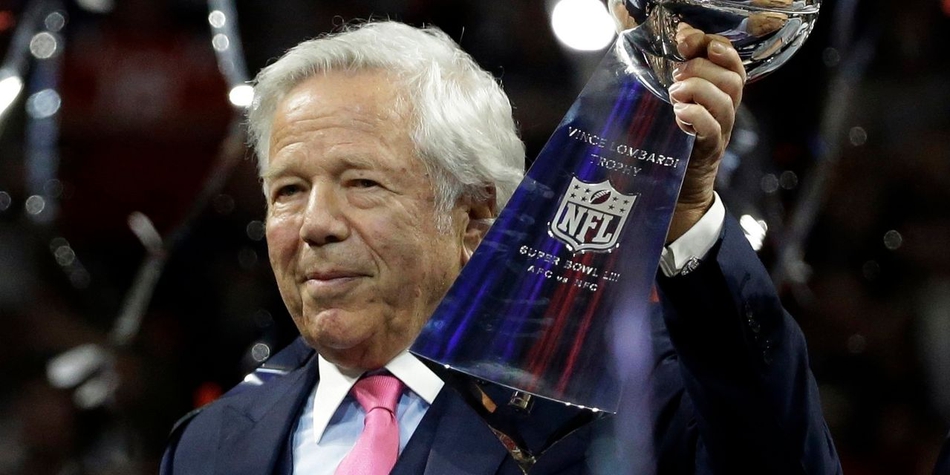 9、罗伯特-克拉夫特:69亿美元（新英格兰爱国者）