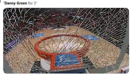 年薪千万却在总决赛8投1中！中美网友搞笑表情包疯狂吐槽铁林