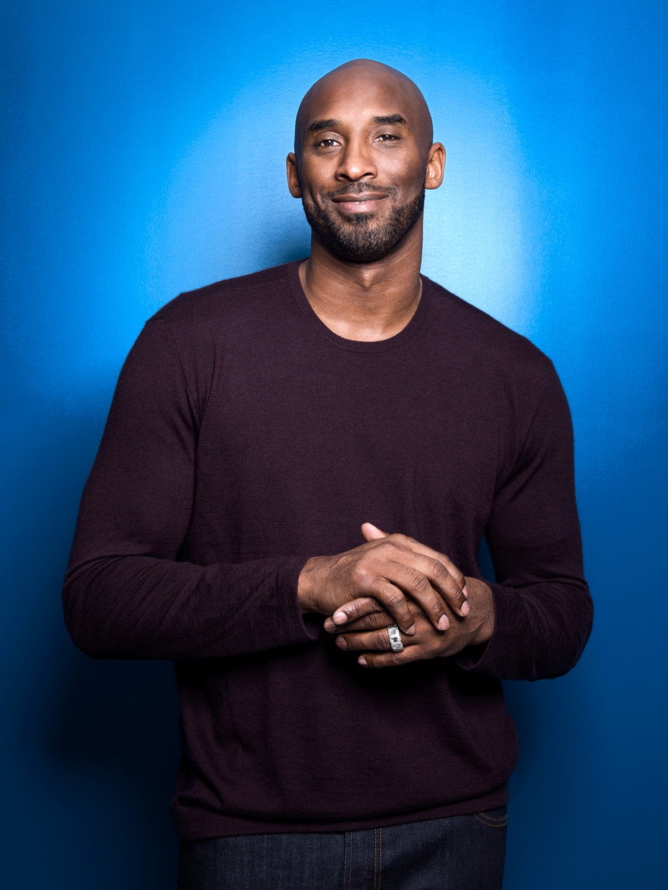 科比拍摄最新写真 变身霸道总裁